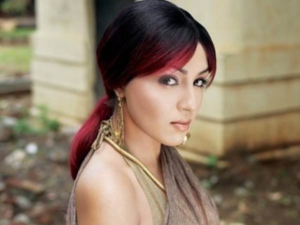 ചിമ്പുവിനെതിരെ ഒളിയമ്പ്