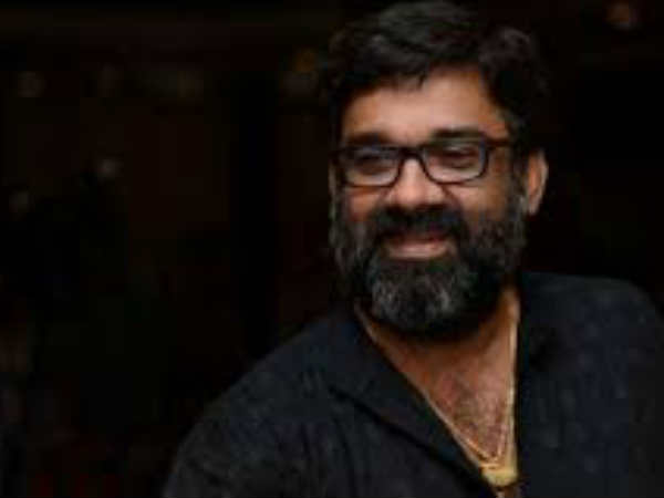 ലാൽ വളരെ സെൻസിറ്റീവ് ആയ വ്യക്തയാണ്