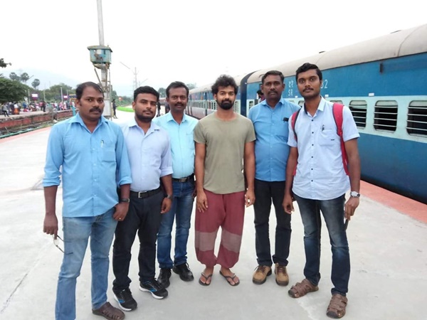 സര്ഫിംഗ് വേറെ