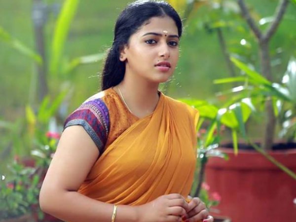 വരത്തനിലെ ഫോട്ടോ