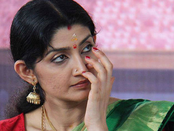 ആരാധകപിന്തുണയും കുറവല്ല