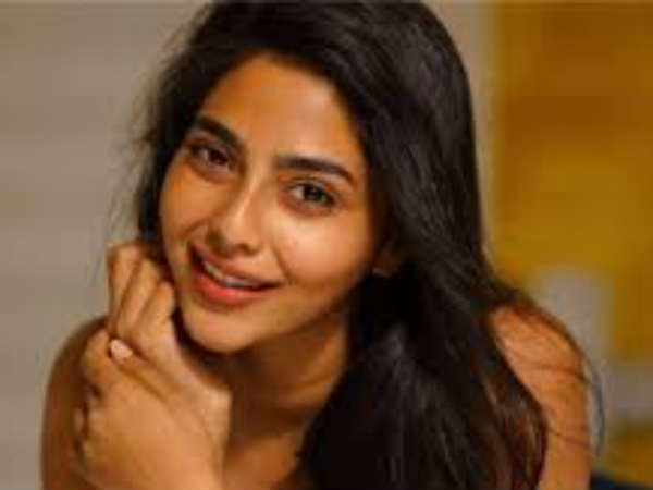 സ്ത്രീകൾക്കുളള വിലക്ക്