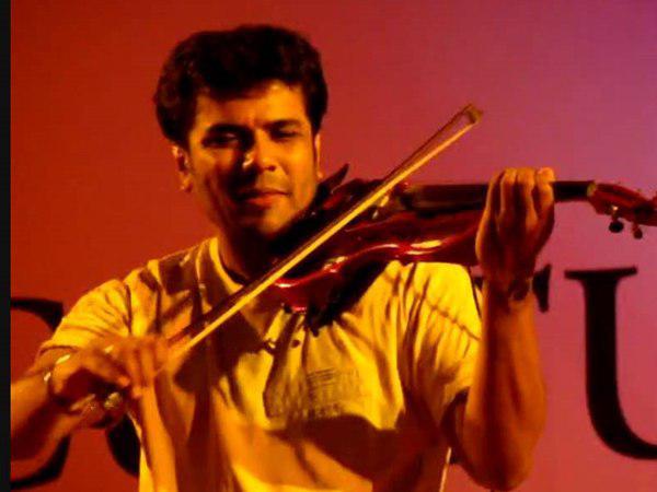  ബാലുവിന്റെ സാമ്പത്തിക ഇടപാടുകള്‍