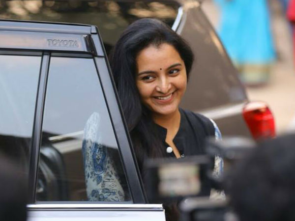 മഞ്ജു വാര്യരുടെ മൗനം