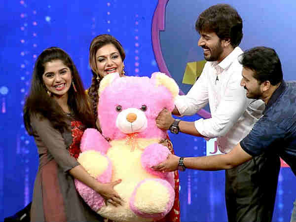 ആദ്യസിനിമ