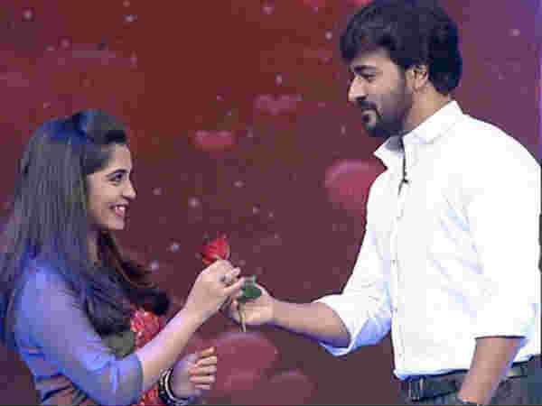 ആദ്യപ്രണയത്തെക്കുറിച്ച് ശ്രീനി