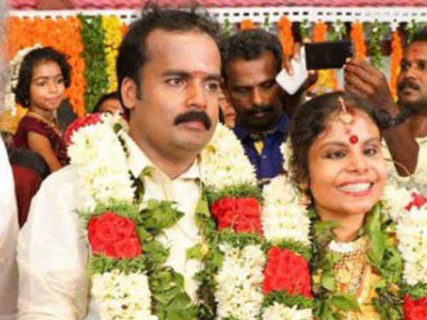 സന്തോഷമായ ജീവിതം