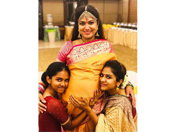 പ്രിയ മോഹനൊപ്പം പൂര്‍ണ്ണിമയും പ്രാര്‍ത്ഥനയും