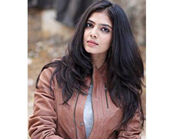 ശരീരത്തിലുള്ള  മുട്ടിയുരുമൽ