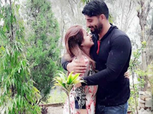 വിവാഹത്തിൽ വിവാദങ്ങൾ