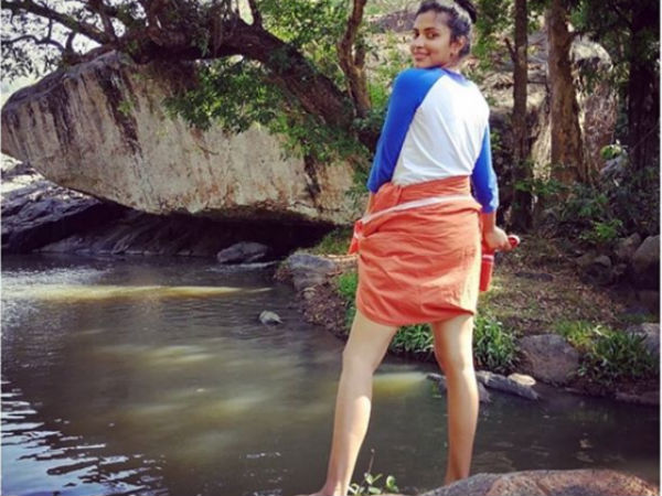 ലുങ്കിലും കള്ളും