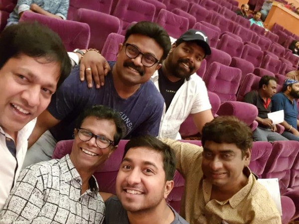 സെല്ഫി ടൈം