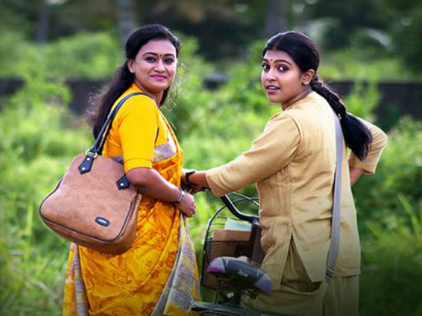 പോസ്റ്റ് വുമണിന്റെ വേഷം