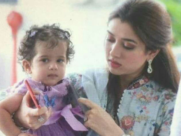 അമാലിനൊപ്പം കുഞ്ഞുമറിയം