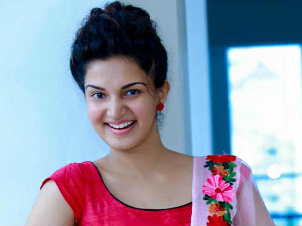 വൻ താരനിര