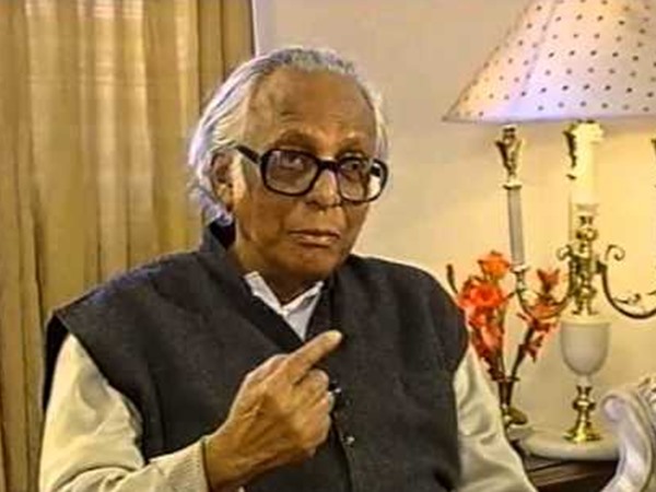   സെൻ സിനിമയിലേയ്ക്ക് വന്നത്