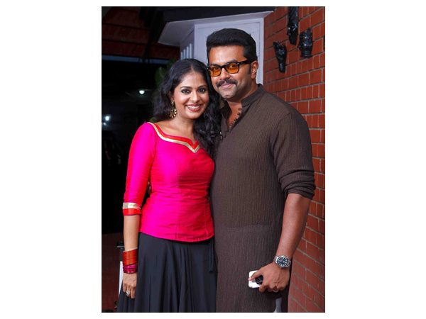  ചിത്രങ്ങള്‍ പങ്കുവെച്ചു