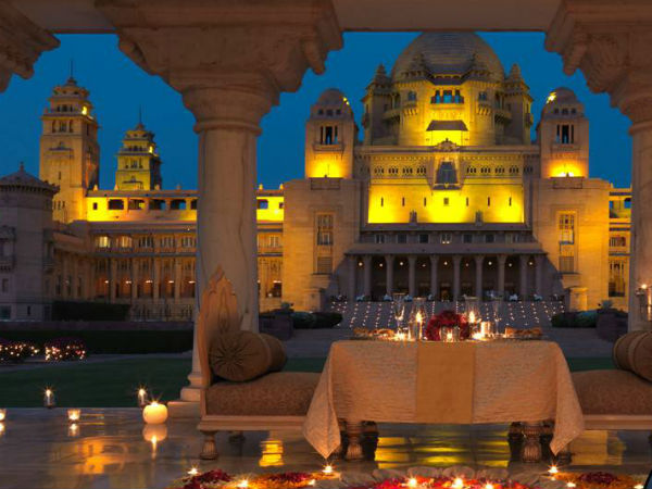   ക്ഷണിക്കപ്പെട്ട  അതിഥികൾ