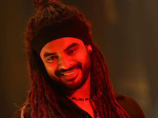 ടൊവിനോ തോമസ്