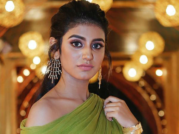 ബോളിവുഡിലേക്ക്