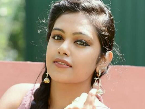 സീനിമയിലേക്ക്