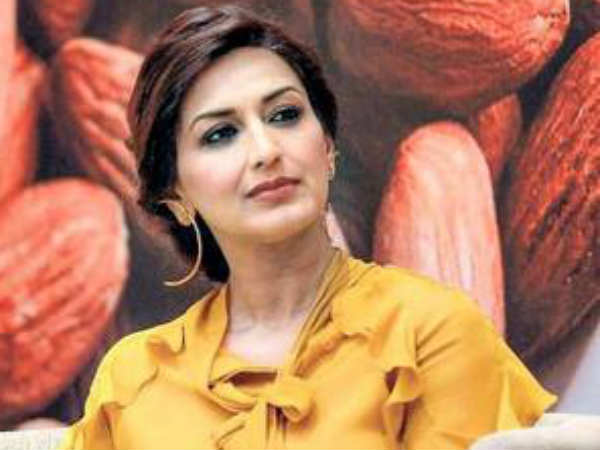  എഴുപതോളം സിനിമകൾ