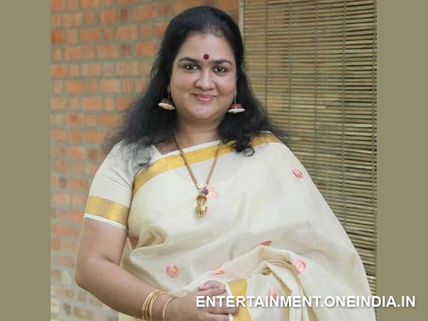 ഉര്വശിയുടെ ലൗ സീനുകള്
