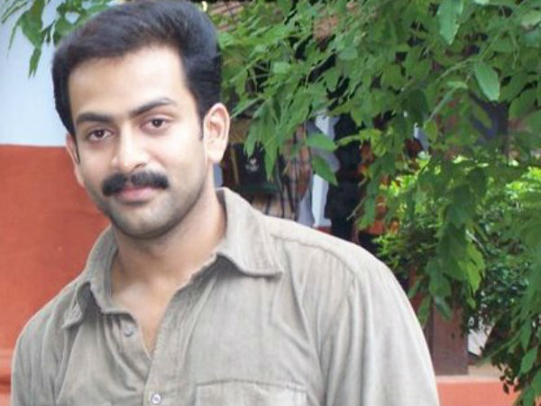 തിരക്കുകളുമായി മുന്നേറുന്നു