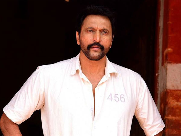  വില്ലനായി അവതരിച്ചു