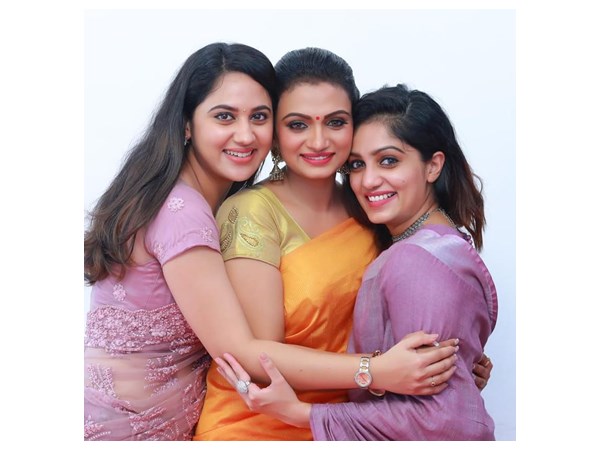 ഇടയ്ക്ക് താനുമെത്തും