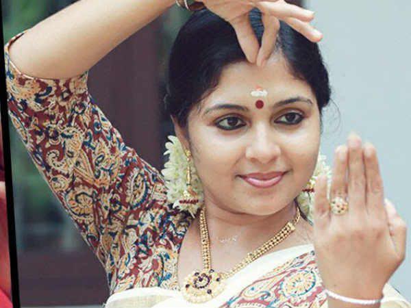 അമ്പിളിയെ  ഇഷ്ടമായിരുന്നു