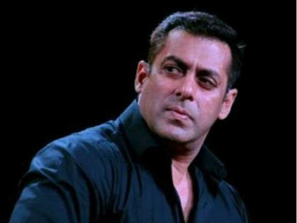  സ്ക്രീനിന്റെ പുറത്തുളള ചുംബനം