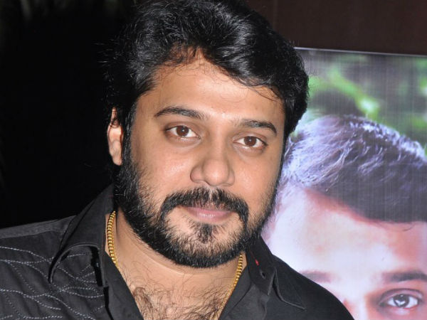 ഡിവോഴ്‌സ് ഫയല്‍ ചെയ്തത്