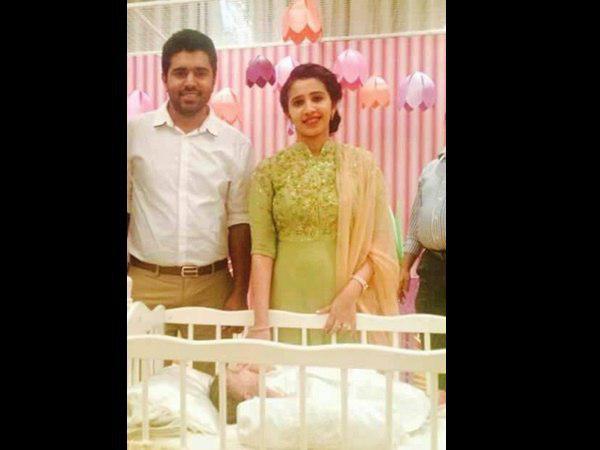 നിവിന്‍ പോളി-റിന്ന