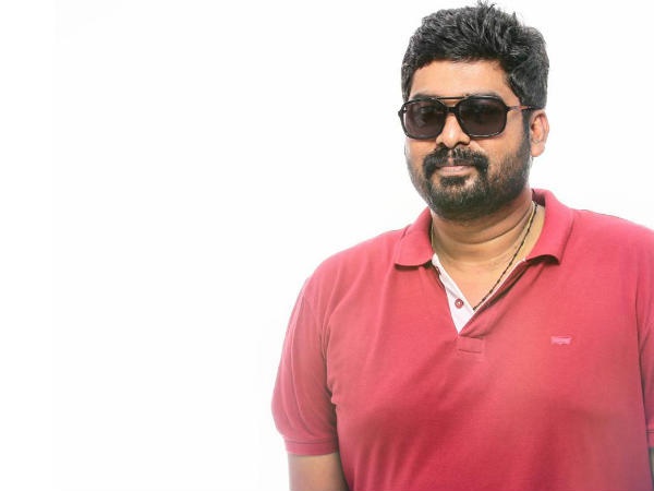 ജൂനിയര്‍ ആര്‍ടിസ്റ്റായി തുടങ്ങി