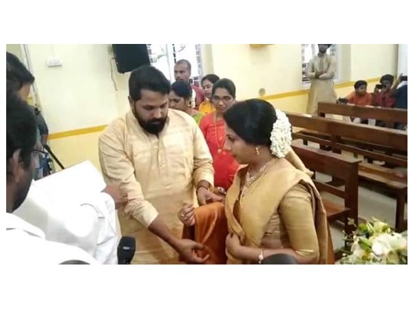 ആശംസയുമായി താരങ്ങള്‍