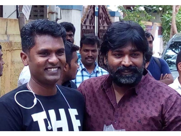 വിജയ് സേതുപതിയുടെ സ്‌നേഹ സമ്മാനം