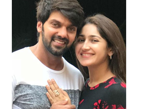 പ്രണയം മൊട്ടിട്ടത്