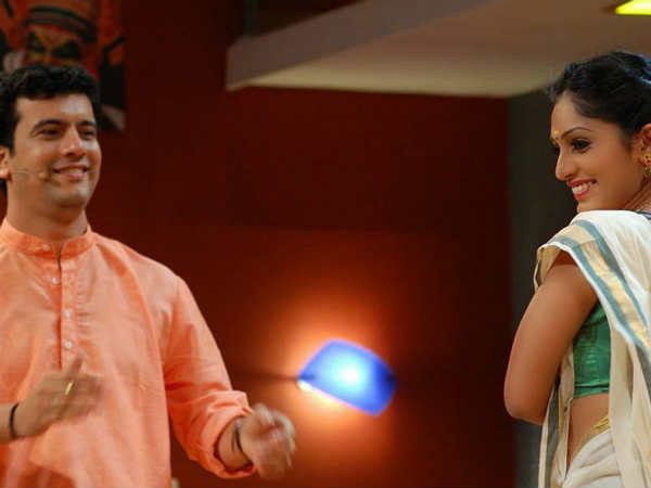  ബഡായി ബംഗ്ലാവിലെ അംഗങ്ങൾ