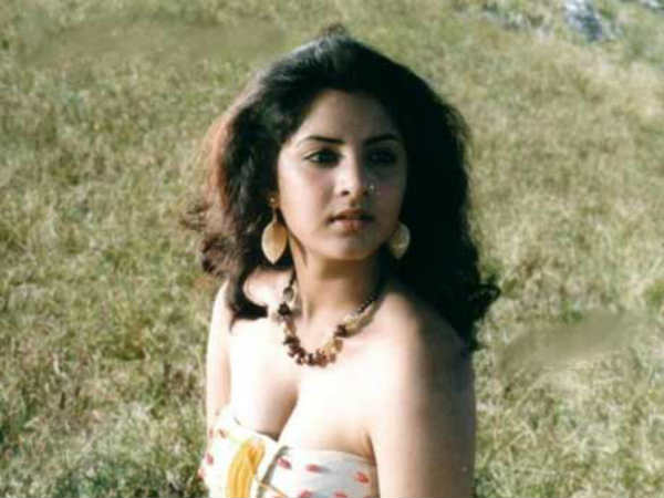 ഫ്ലറ്റിൽ നിന്ന്  താഴെ  വീണു