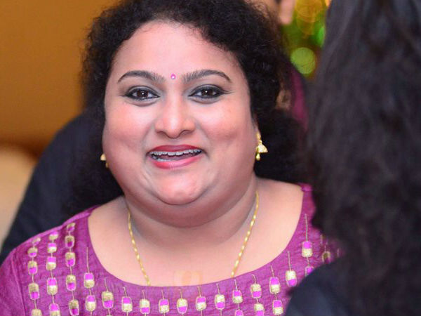 വിവാഹത്തിനെത്തുന്ന അതിഥികള്‍