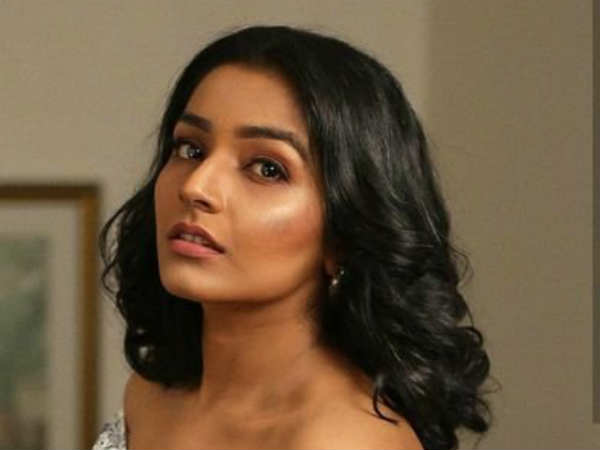 മുടി മുറിച്ചപ്പോൾ സങ്കടമായത്