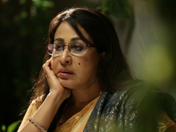 അസ്വസ്ഥതയോടെ