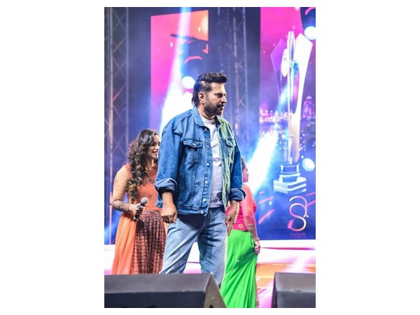 ഹൃദയം നിറഞ്ഞ ആശംസ