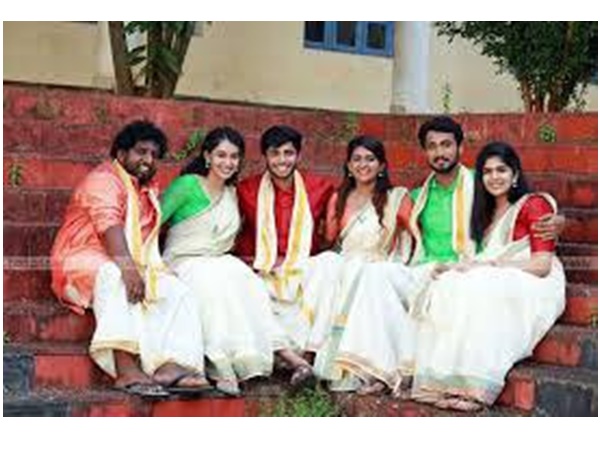 ഫോർത്ത് വാൾ ബ്രെയ്ക്കിംഗിലൂടെ