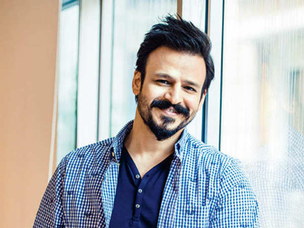  ആദ്യം  പരിഗണിച്ചത് പരേഷ് റാവലിനെ