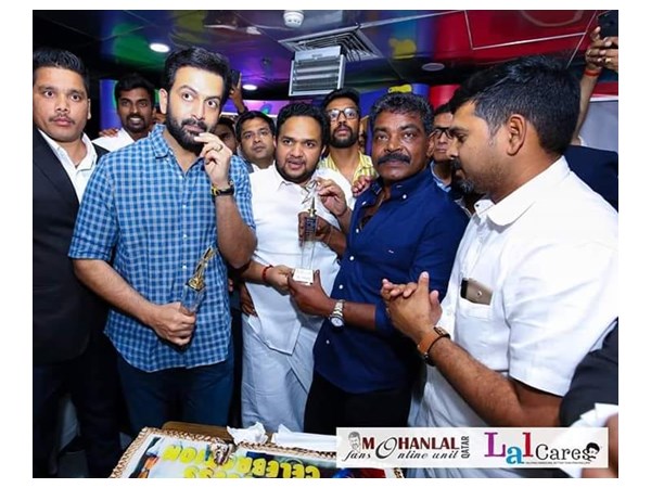 അതിവേഗം 50 കോടിയിലേക്ക്