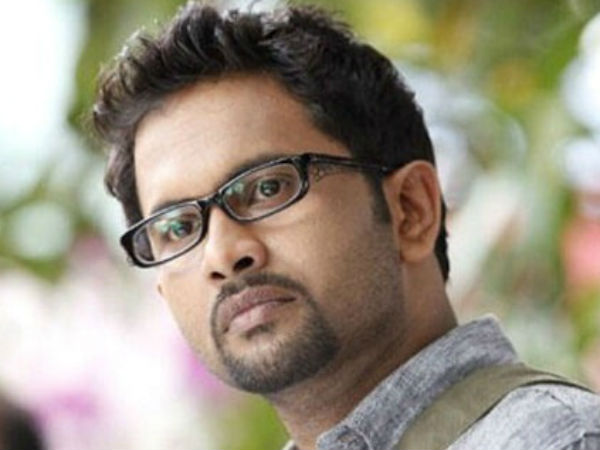  അനുകരിക്കരിക്കാൻ  ശ്രമിച്ചിട്ടുണ്ട്