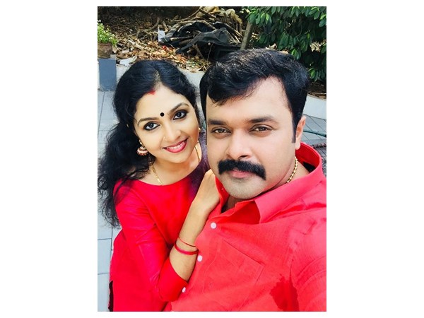 അമ്പിളി ദേവി അമ്മയാവുന്നു