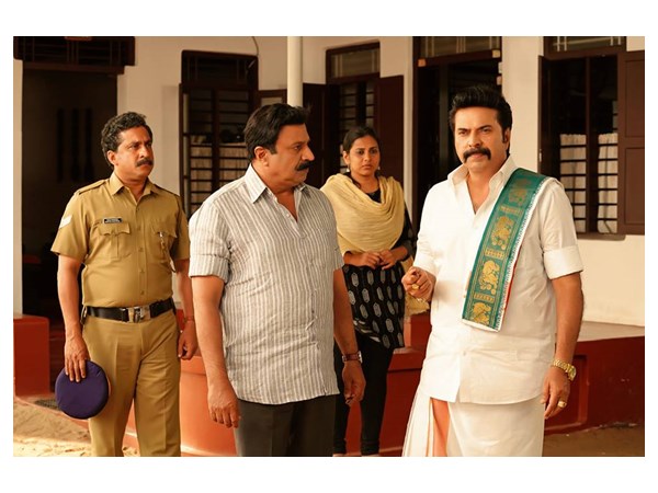  മമ്മൂട്ടിയുടെ ലുക്കും ഡയലോഗും